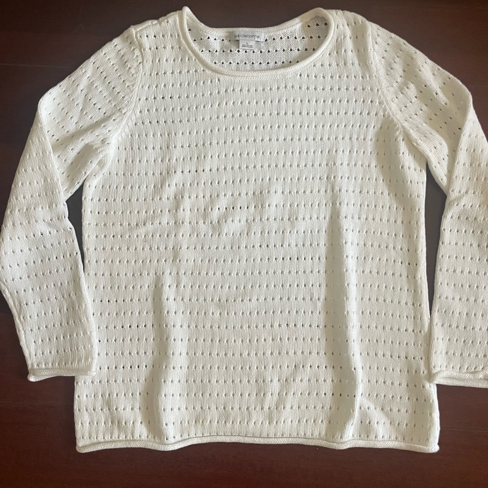 Liz Claiborne White Knit Top